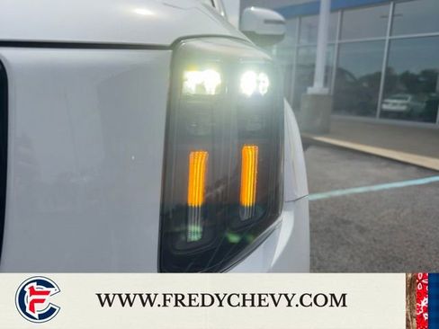 Used 2025 Kia Telluride SX X-Line AWD/4WD image 36