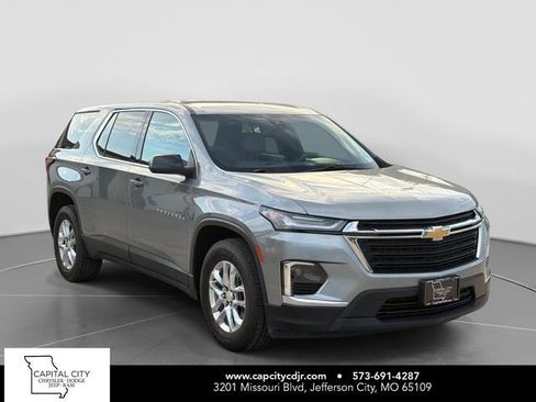 Used 2023 Chevrolet Traverse LS w/ LPO, Floor Liner Package AWD/4WD image 1