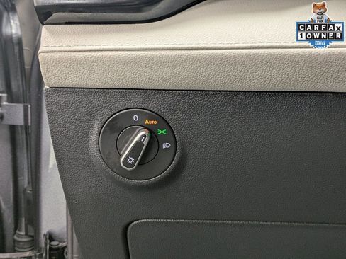 Used 2025 Volkswagen Taos S image 21