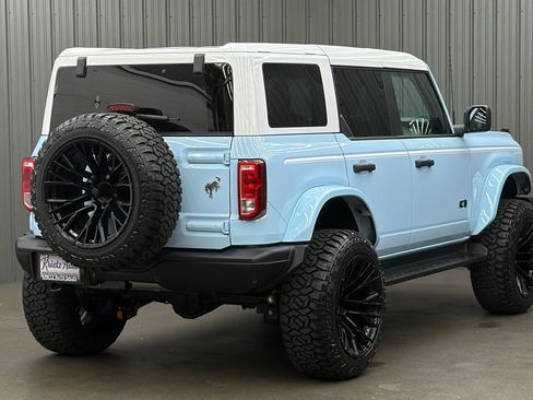 Used 2025 Ford Bronco Heritage Edition image 5