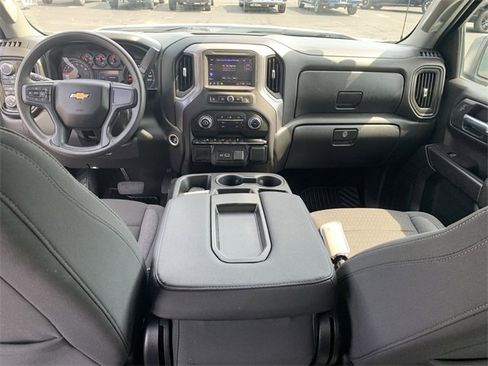 Certified 2024 Chevrolet Silverado 1500 Custom image 19