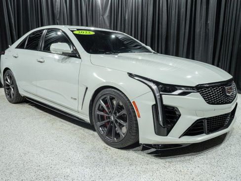 Used 2022 Cadillac CT4 V Blackwing w/ Driver Assist Package RWD image 2