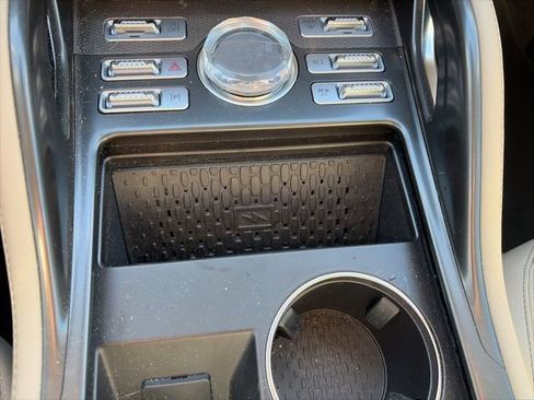 Used 2025 Lincoln Nautilus Premier w/ Equipment Group 102A image 20