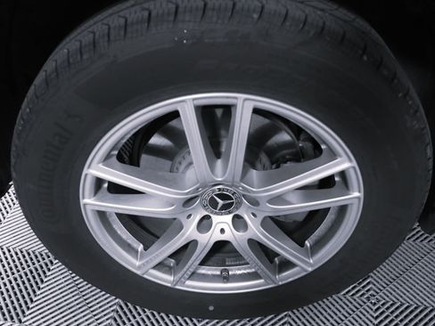 Used 2026 Mercedes-Benz GLC 300 4MATIC image 7
