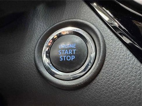 Used 2020 Toyota C-HR XLE image 26