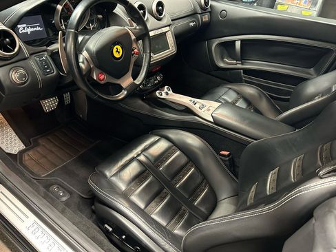 Used 2012 Ferrari California RWD image 16
