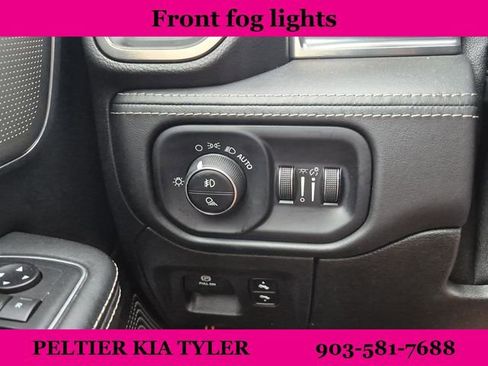 Used 2019 RAM 1500 Limited image 33