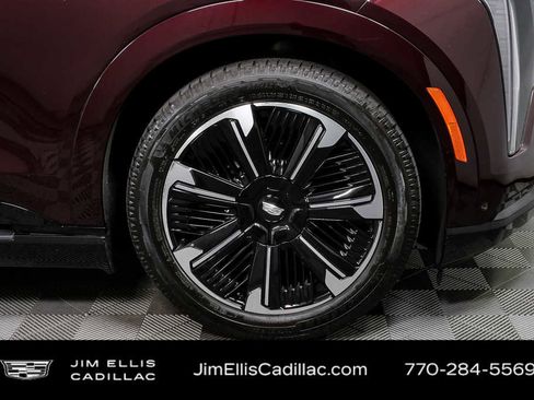 Used 2025 Cadillac Escalade IQ Sport 2 AWD/4WD image 42