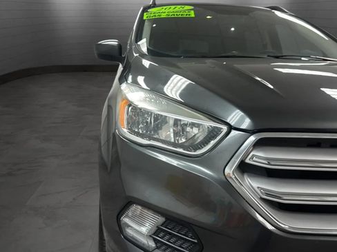 Used 2018 Ford Escape SE FWD image 29