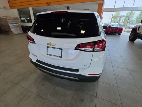 Used 2022 Chevrolet Equinox LT FWD image 9