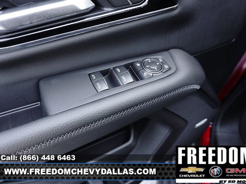 New 2025 GMC Yukon XL Denali w/ Denali Reserve Package image 41