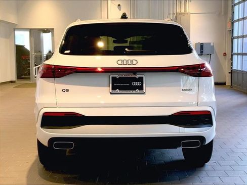 Used 2025 Audi Q5 Premium w/ Convenience Package AWD/4WD image 6