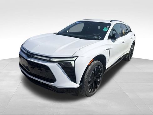 Used 2024 Chevrolet Blazer EV RS AWD/4WD image 31