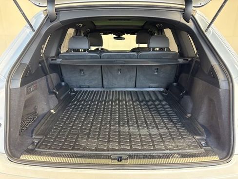 Used 2025 Audi Q7 3.0T Prestige AWD/4WD image 21