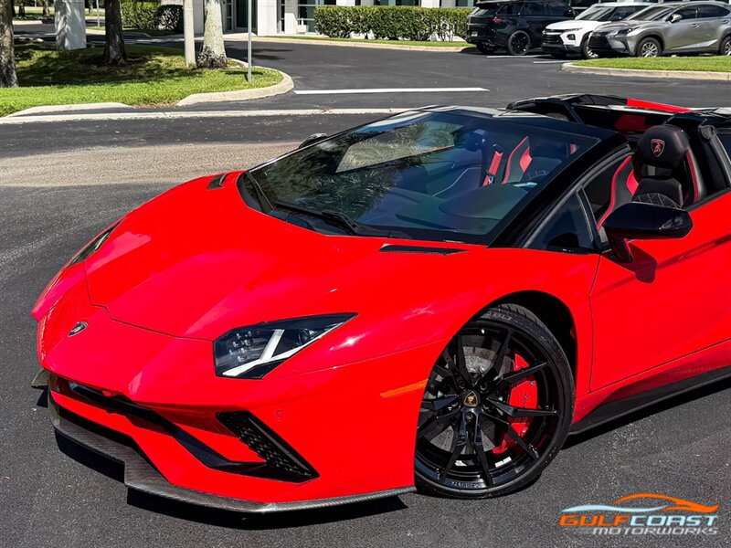 Used 2019 Lamborghini Aventador S AWD/4WD image 11