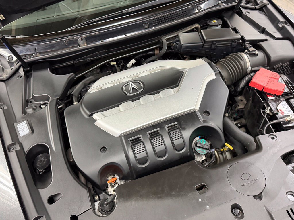 Used 2011 Acura RL w/ Technology Package AWD/4WD image 30