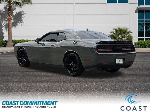 Used 2017 Dodge Challenger SXT Plus RWD image 8