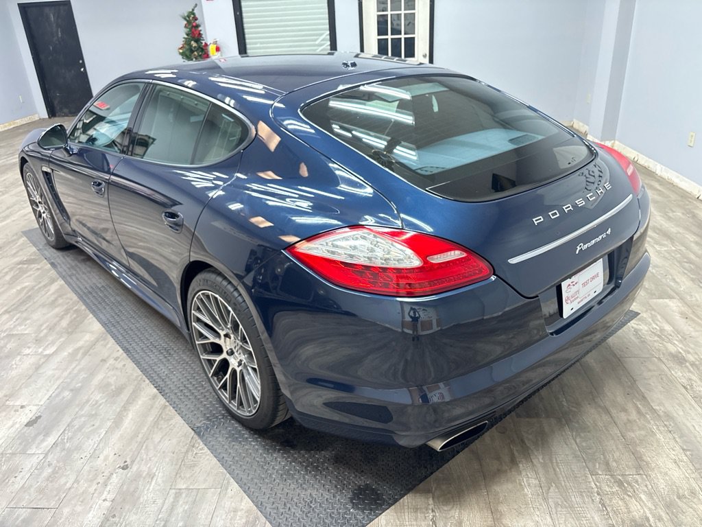 Used 2012 Porsche Panamera image 7