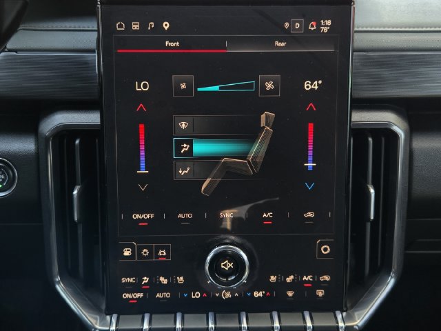 Used 2026 GMC Acadia AT4 w/ Luxury Package AWD/4WD image 17