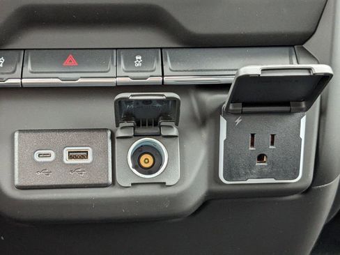 New 2025 Chevrolet Silverado 2500 W/T w/ WT Convenience Package image 24