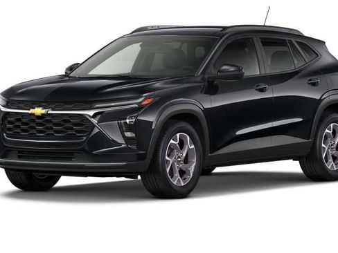 New 2026 Chevrolet Trax LT w/ Driver Confidence Package image 2
