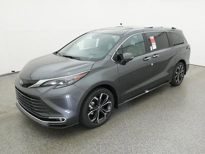 New 2025 Toyota Sienna Platinum