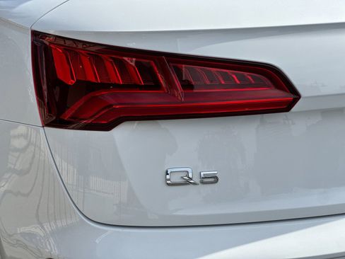 Used 2020 Audi Q5 2.0T Premium w/ Convenience Package image 33