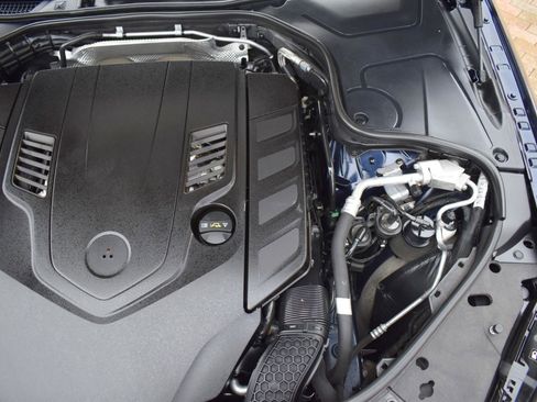 Used 2019 Mercedes-Benz S 560 4MATIC Sedan image 53