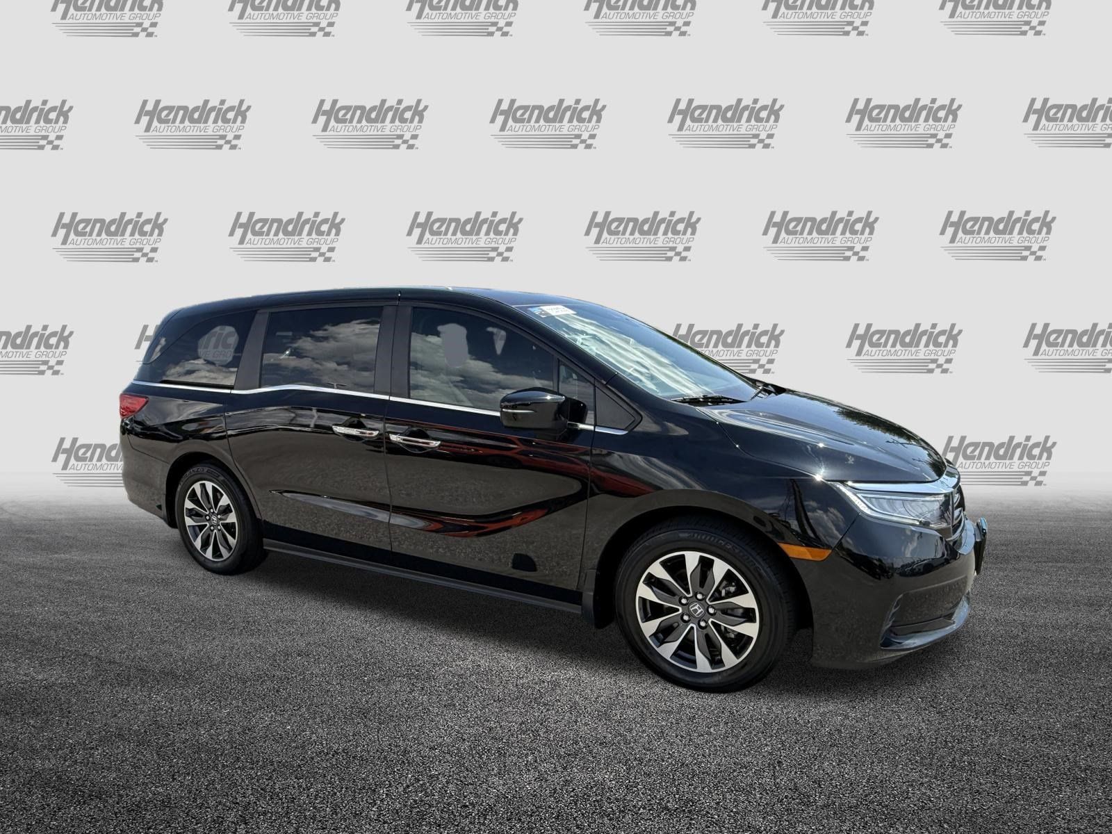 Certified 2024 Honda Odyssey EX-L image 2