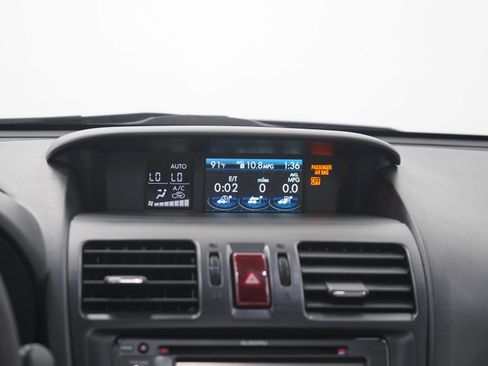 Used 2015 Subaru Forester 2.5i Touring w/ Eyesight & Navigation System AWD/4WD image 18