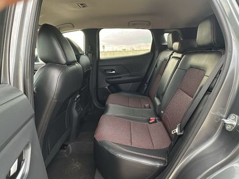 Used 2026 Nissan Kicks SR FWD image 32