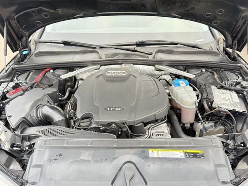 Used 2017 Audi A4 2.0T Premium w/ Convenience Package image 10