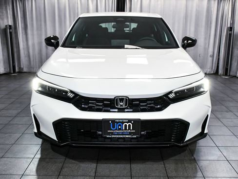 Used 2026 Honda Civic Sport image 2