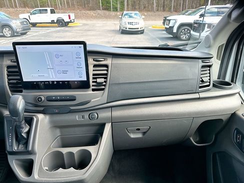 Used 2022 Ford Transit 350 XLT image 20