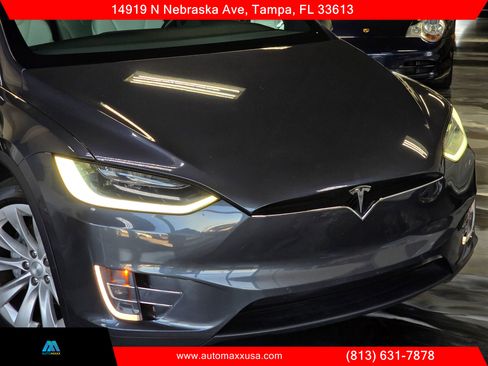 Used 2017 Tesla Model X 75D image 2