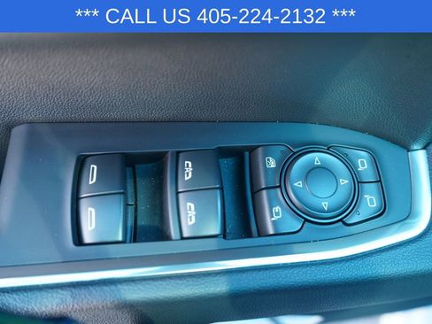 Used 2025 GMC Sierra 1500 SLT AWD/4WD image 37