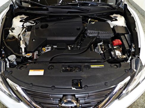 Used 2016 Nissan Altima 2.5 SL w/ Moonroof Package FWD image 23