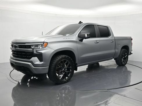 Used 2025 Chevrolet Silverado 1500 RST w/ Convenience Package II AWD/4WD image 1