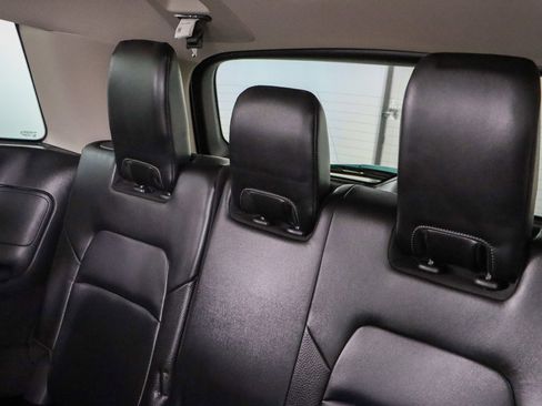 Used 2023 Nissan Pathfinder SL w/ Lighting Package (N92) image 25