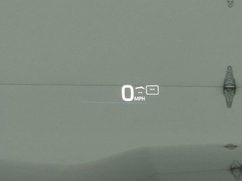 Used 2024 GMC Canyon Denali w/ LPO, Denali Black Edition image 9