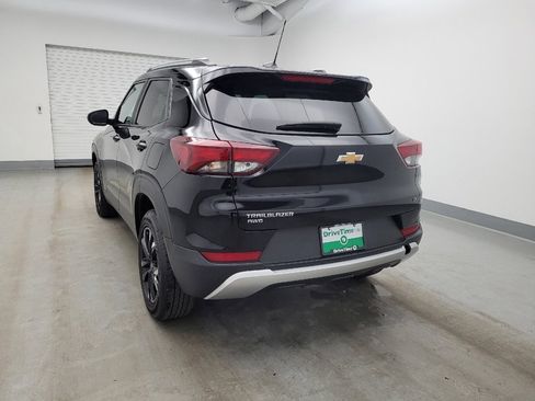 Used 2023 Chevrolet TrailBlazer LT w/ Convenience Package image 6