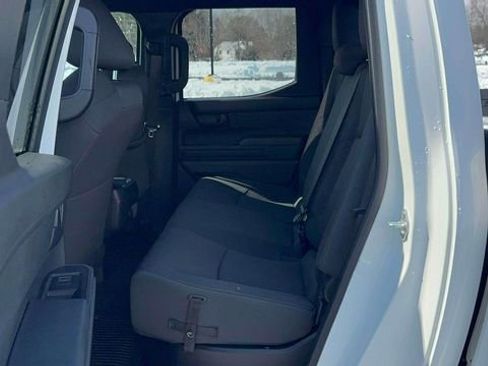 Certified 2024 Toyota Tacoma SR image 10