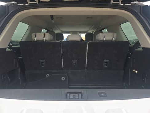 Used 2025 Ford Expedition Active image 9