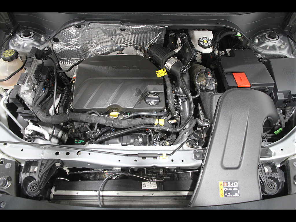 Used 2024 Chevrolet Trax ACTIV w/ Sunroof Package FWD image 20