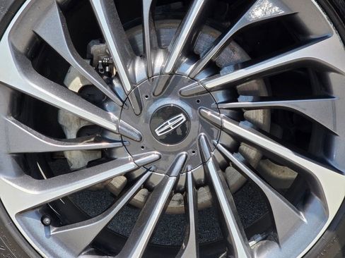 Used 2020 Lincoln Aviator Reserve w/ Equipment Group 202A AWD/4WD image 22