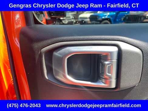 Used 2019 Jeep Wrangler Unlimited Sport S AWD/4WD image 24