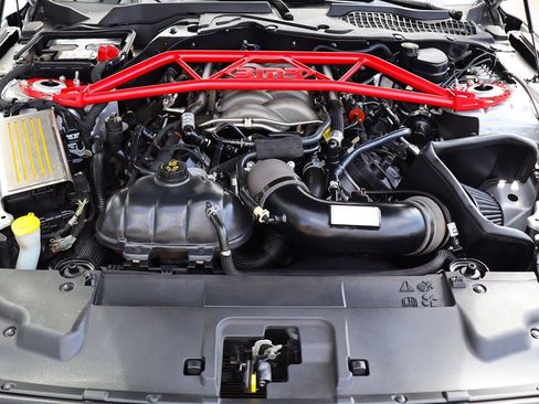 Used 2018 Ford Mustang GT w/ Equipment Group 301A RWD image 51