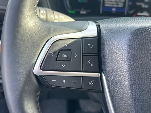 Used 2024 Toyota Grand Highlander XLE image 19