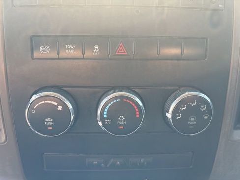 Used 2012 RAM 3500 ST w/ Chrome Appearance Group image 31