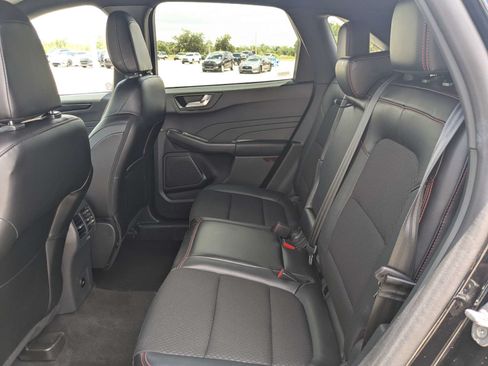 Used 2025 Ford Escape ST-Line AWD/4WD image 15